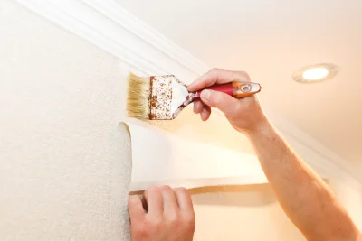 Pose de papier peint à Postroff — revêtements muraux et toiles de verre